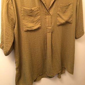 Airy button down 🎀
